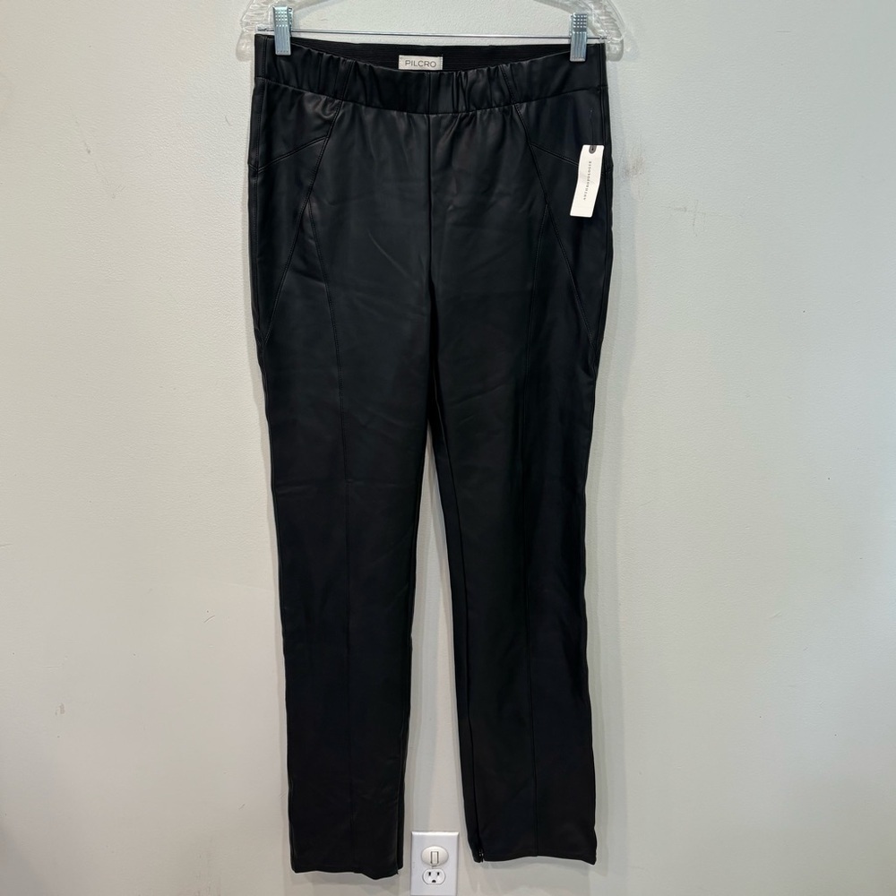 Pilcro Faux Leather Side Zip Pull On Staight Pants Women’s Size 29 NEW